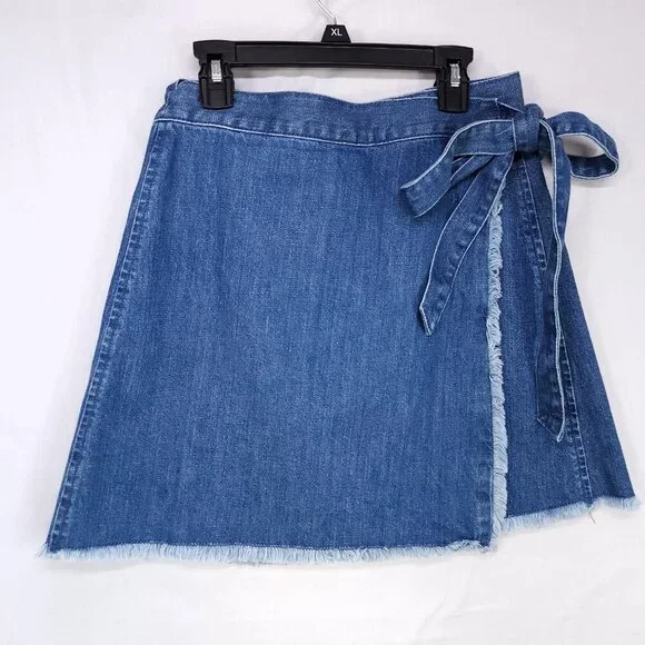 Madewell Raw-Hem Mini Wrap Jean Skirt in Cardiff Wash Size 6 Blue Denim - Picture 2 of 10